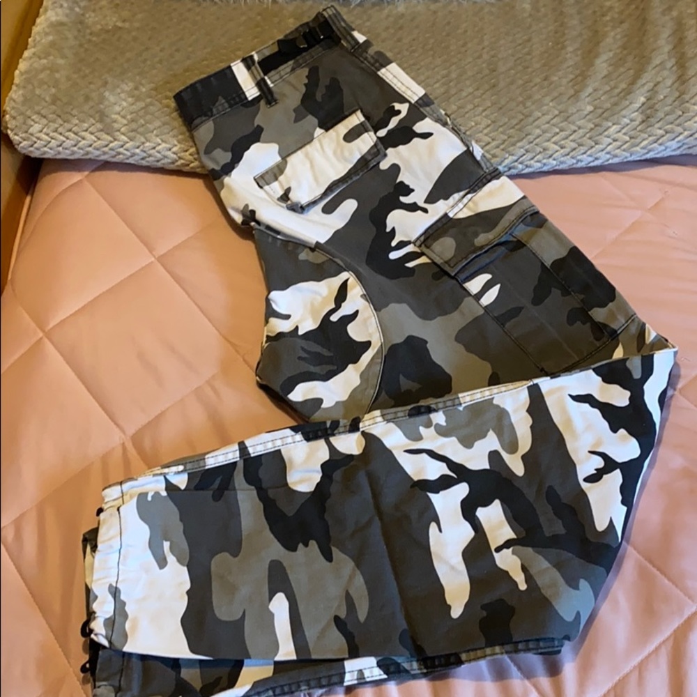 Cargo pants